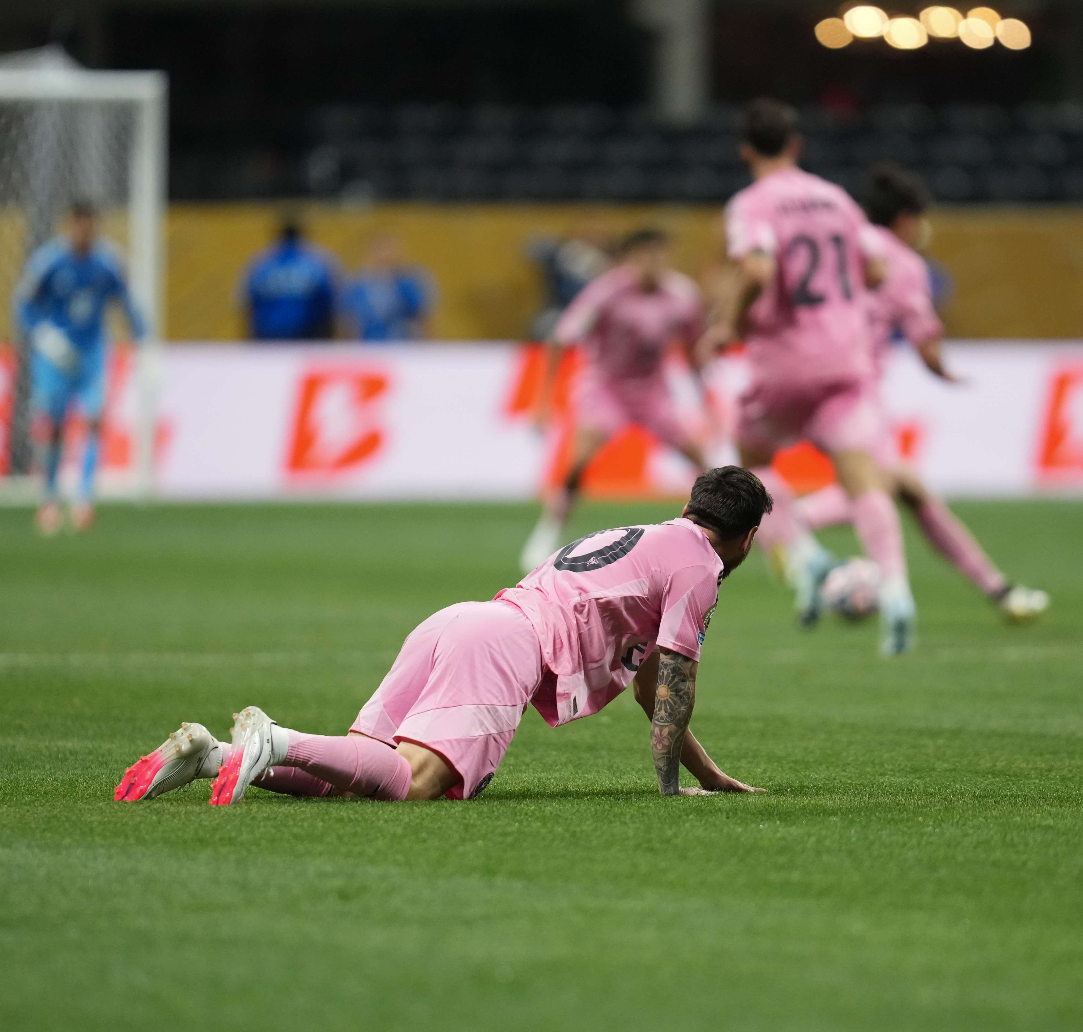 米乐在线注册包含今晚体能课后，巴黎圣日耳曼战术微调备战意大利杯，悬念犹存，年轻球员得到机会的词条